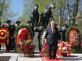 Памятник “По дорогам войны” – дар монгольского народа нашей стране в честь 70-летия Великой Победы